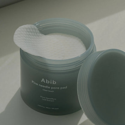Pine Needle Pore Pad Clear Touch - čistící pleťové polštářky