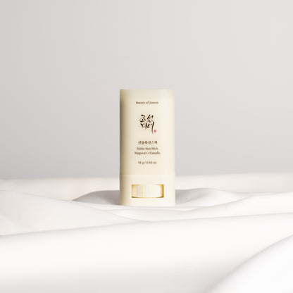 Matte Sun Stick - matte SPF stick with wormwood and camellia 18 g (SPF 50+ PA++++)